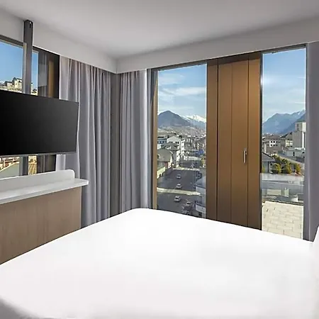 Hotel Express And By Ihg Sion